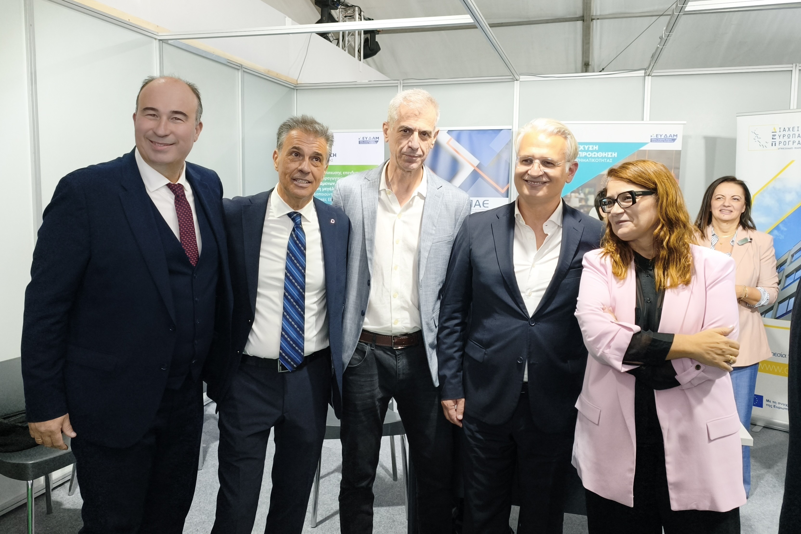 ekthesi kornithos 2026 5